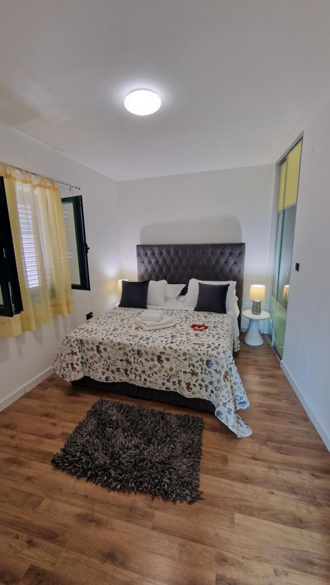 Apartments Ante 2 Хвар Экстерьер фото