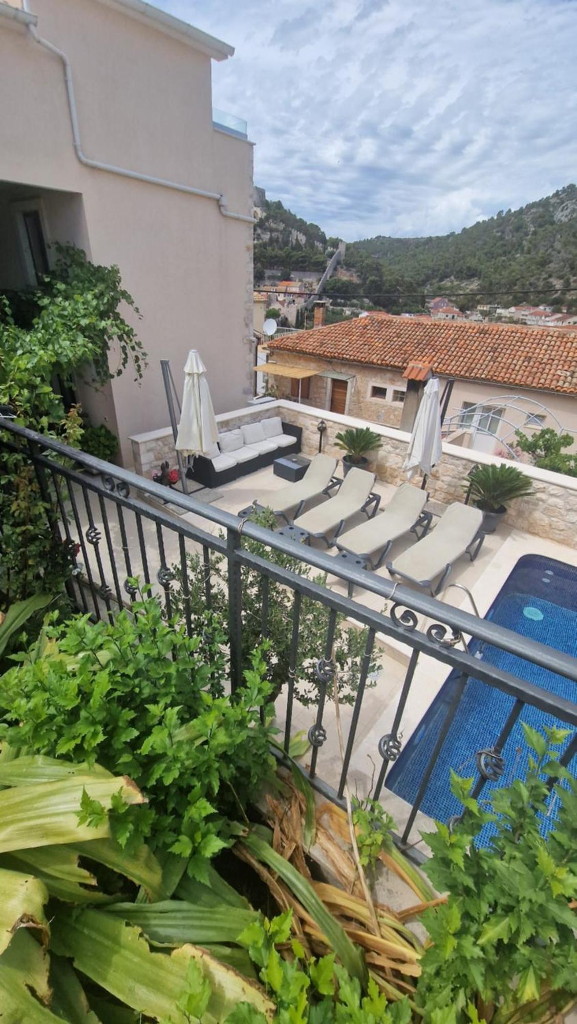 Apartments Ante 2 Хвар Экстерьер фото