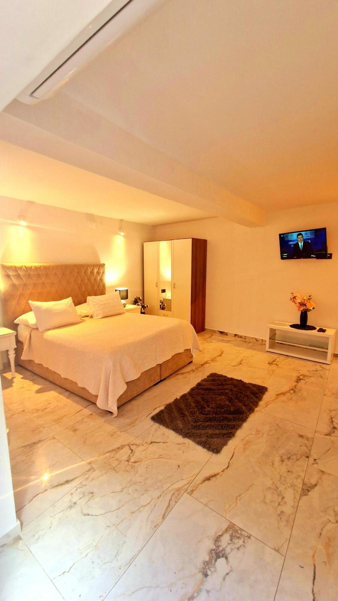 Apartments Ante 2 Хвар Экстерьер фото